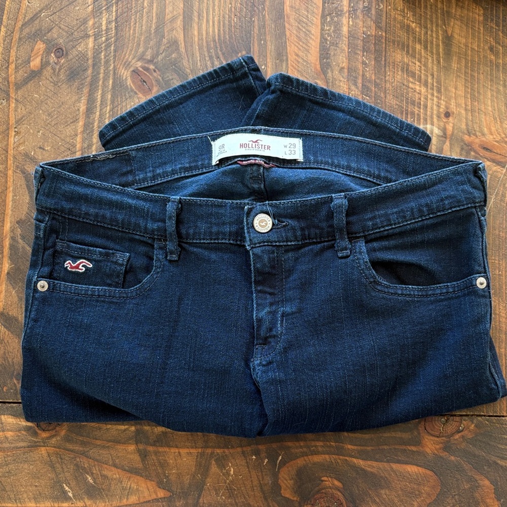 Hollister Women's Dark Indigo Skinny Jeans with Red Logo